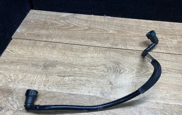 Land Rover Range Rover Sport L494 Engine coolant pipe/hose CPLA8D011CB