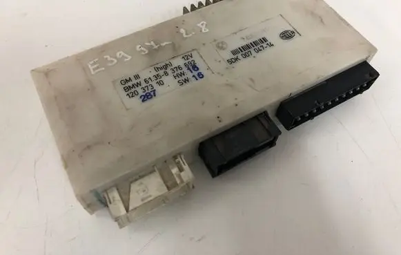 BMW 5 E39 Comfort/convenience module 61358376692 8376692