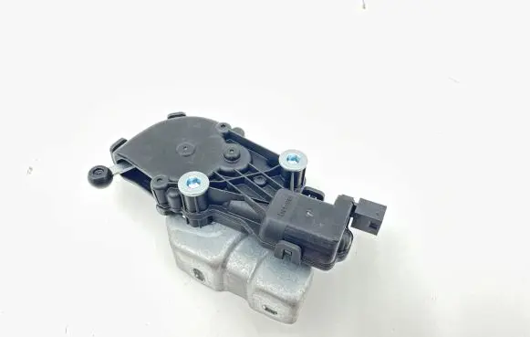 Mercedes-Benz GL X166 Vent window/glass motor A1666700104
