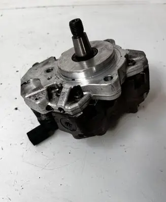 BMW 5 E60 E61 Fuel injection high pressure pump 0445010146