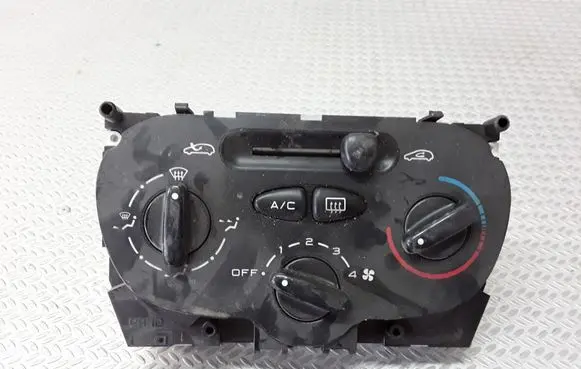 Peugeot 206 Climate control unit