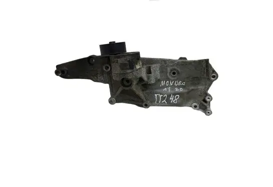 Ford Mondeo MK V Generator/alternator bracket DS7Q8D611AH