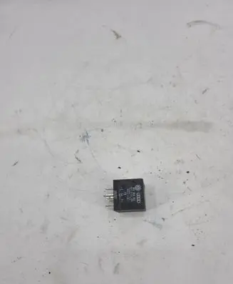 Audi A8 S8 D2 4D Other relay 1H0959142