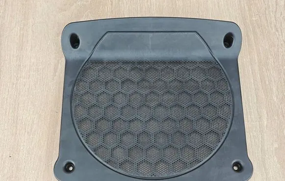 BMW 4 G22 G23 G24 G26 Dash center speaker trim cover 2622658