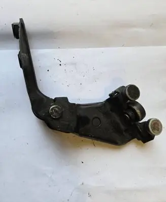 Volkswagen Caddy Sliding door middle roller runner 2K0843335A