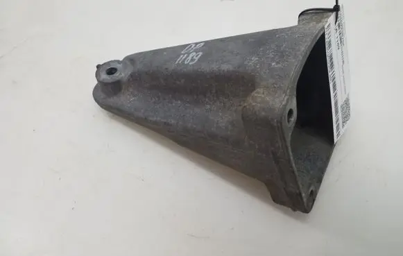 Mercedes-Benz C W204 Engine mounting bracket A6462230704