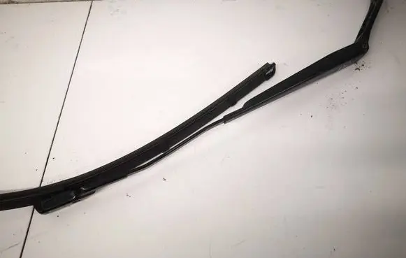 Tesla Model S Front wiper blade arm 102870100B
