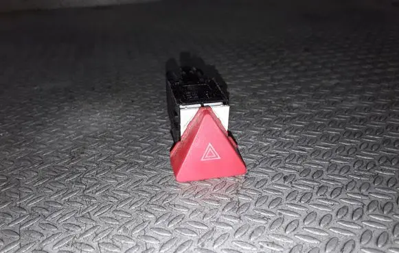 Volkswagen Touran I Hazard light switch 1T0953509