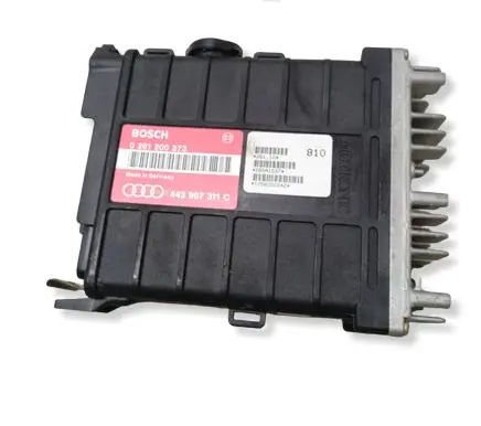 Audi 80 90 S2 B4 Engine control unit/module 0261200273 443907311C