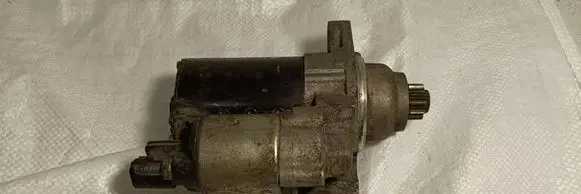 Skoda Fabia Mk2 (5J) Starter motor 1005831281