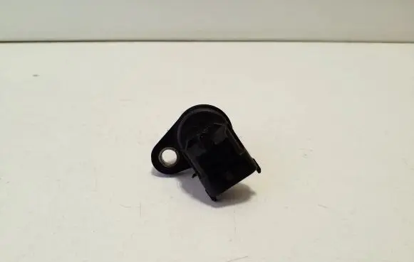 Jaguar XE Crankshaft position sensor 0232103140 G4D312K073AA