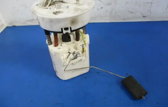 Mazda 2 In-tank fuel pump 8V51-9H307
