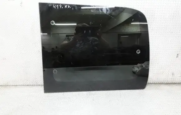 Citroen Berlingo Side middle window/glass 
