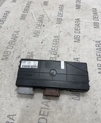 Tesla Model S Other control units/modules 101183800H