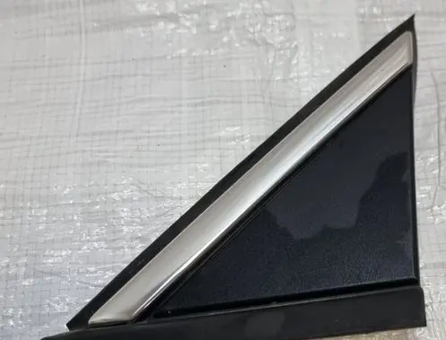 Opel Crossland X Front arch trim 13482333
