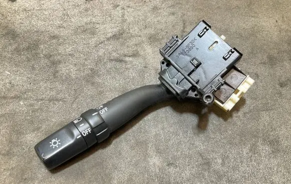 Toyota Corolla Verso AR10 Indicator stalk 8414005100