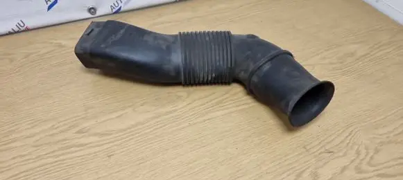 BMW 7 E65 E66 Air intake duct part 7789131