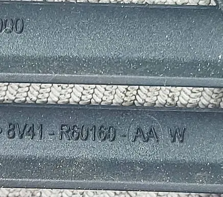 Ford Kuga I Dashboard air vent grill cover trim 8V41R60160