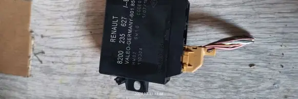 Renault Espace - Grand espace IV Parking PDC control unit/module 8200235627B