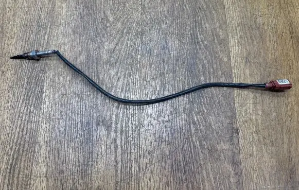 Audi Q5 SQ5 Exhaust gas temperature sensor 8W0906088R