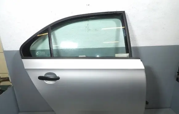 Skoda Rapid (NH) Rear door