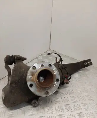 BMW 6 F12 F13 Front wheel hub