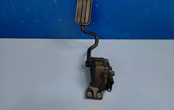Volkswagen Sharan Accelerator throttle pedal 7M4723507D YM219F836HB
