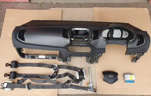 KIA Sportage Dashboard 84711-3U010