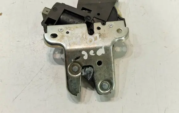 Audi A4 S4 B7 8E 8H Tailgate/trunk/boot lock/catch/latch 4F5827505D