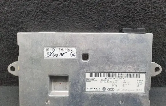 Audi Q7 4L MMI control unit 4L0910729S 4E0035729