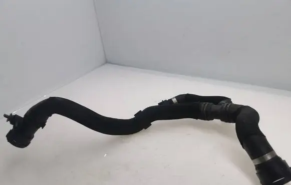 Audi A5 Sportback 8TA Engine coolant pipe/hose 8K0121049M 8K0122293F