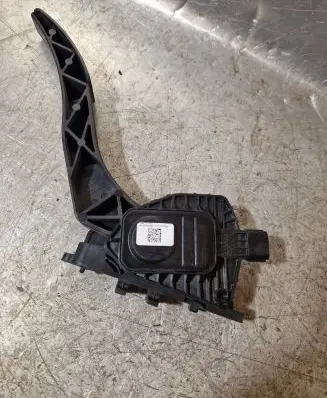 Ford Mondeo MK V Accelerator throttle pedal WAWE1CD391 1000674