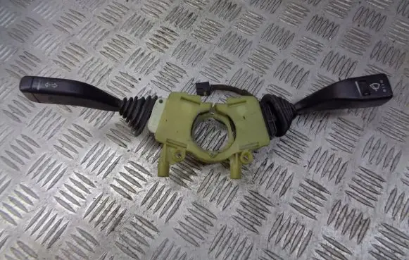 Opel Omega B2 Headlight wiper switch 26051171
