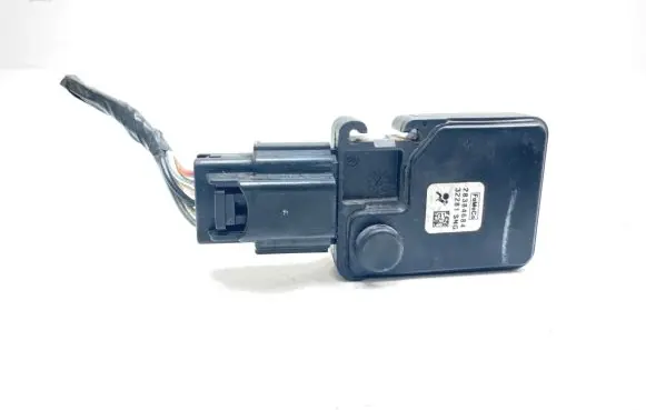 Ford Fusion II Sensor 28384684 32281SNG