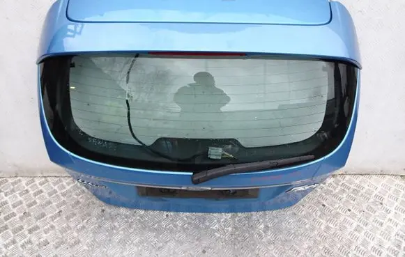 Ford Fiesta Truck tailgate 