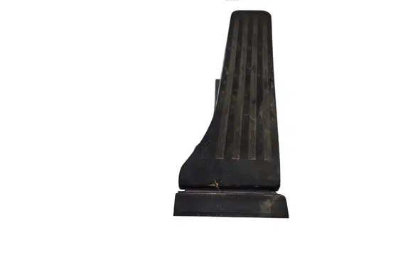 Mercedes-Benz C W204 Accelerator throttle pedal A2043000004