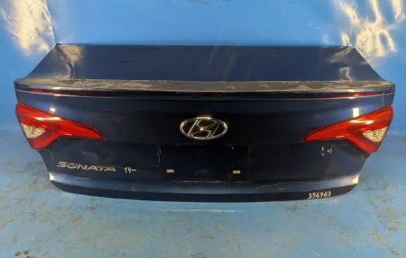 Hyundai Sonata LF Tailgate/trunk/boot lid 69200C2010