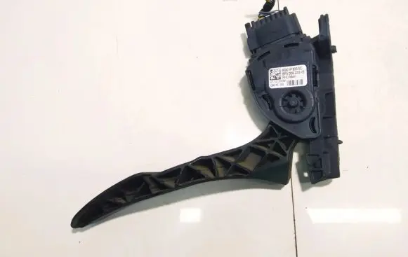 Ford Mondeo MK IV Accelerator throttle pedal 6g929f836sc 6g92-9f836-sc