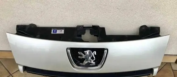 Peugeot Expert Front bumper upper radiator grill 1497647077 1497644077