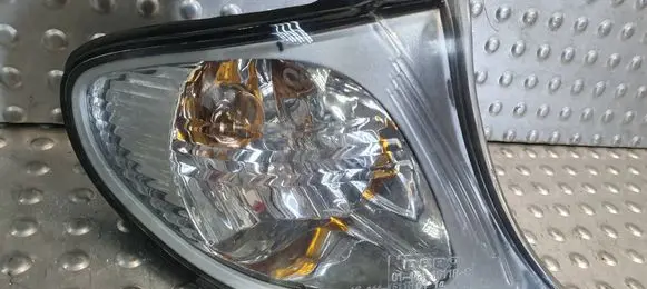 BMW 3 E46 Front indicator light