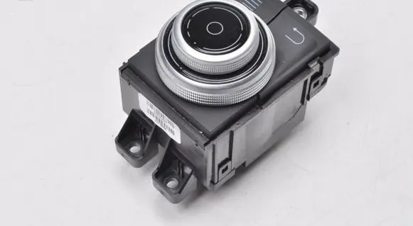 Maserati Ghibli Central console control unit 670141622