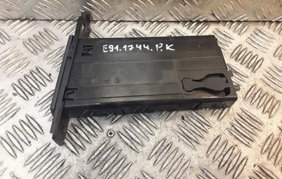 BMW 3 E90 E91 Cup holder 7127463