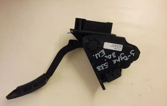 Jaguar S-Type Accelerator throttle pedal XR839F836AC A170121 G1E14AN
