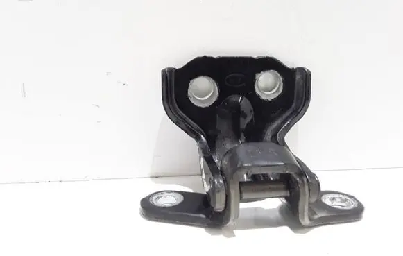 KIA Sorento Rear door upper hinge