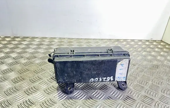 Toyota Previa (XR30, XR40) II Fuse box set 8267228040