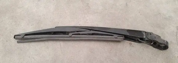 Nissan Leaf I (ZE0) Rear wiper blade 094520