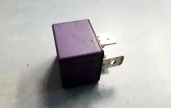 Renault Laguna I Other relay 12V50A03525