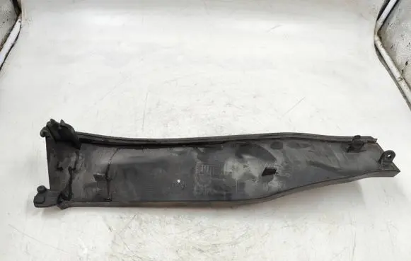 BMW 1 E81 E87 Wiper trim 6431692597310 15677210