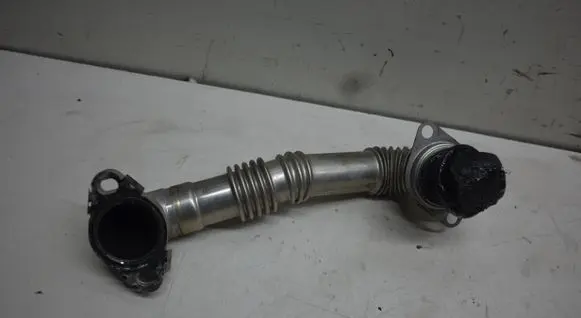 Peugeot 308 SW EGR valve line/pipe/hose 9674950180