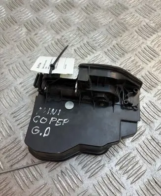 Mini Cooper Countryman R60 Rear door lock 7318418